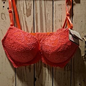 Smart & Sexy Vibrant Lace Push-Up Bra